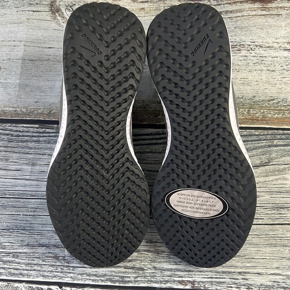 Nike Revolution 5 (GS) Cool Grey/Pure Platinum Youth Size 5.5 - Picture 8 of 9